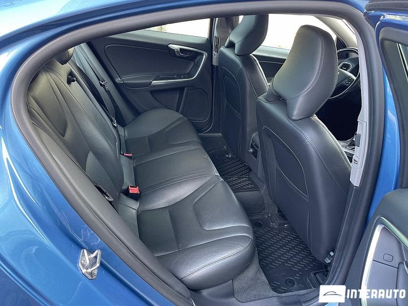 Volvo S 60 2015 — Миниатюра 16