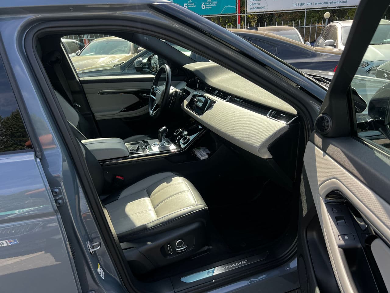 Land Rover Range Rover Evoque 2022 — Миниатюра 8
