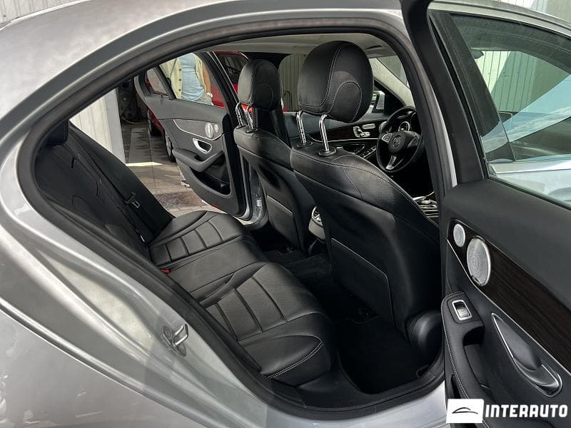Mercedes C 300 2018 — Миниатюра 16