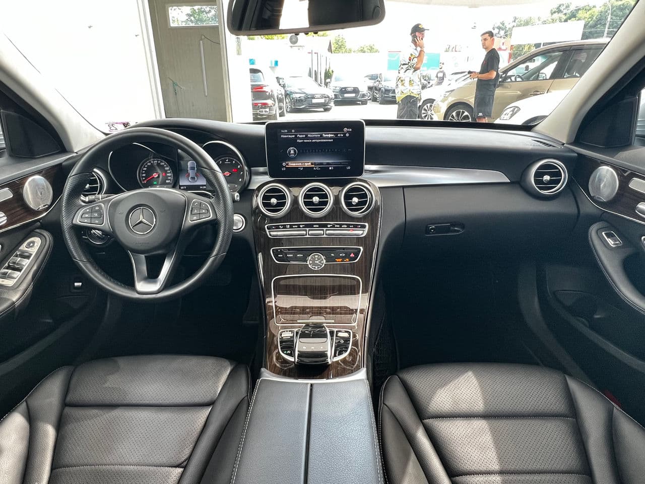 Mercedes C 300 2018 — Миниатюра 8