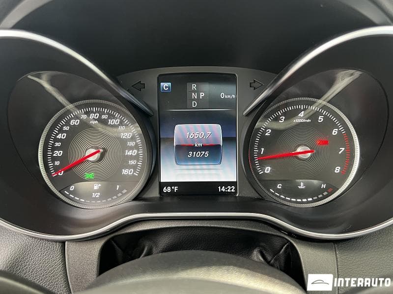 Mercedes C 300 2018 — Миниатюра 9
