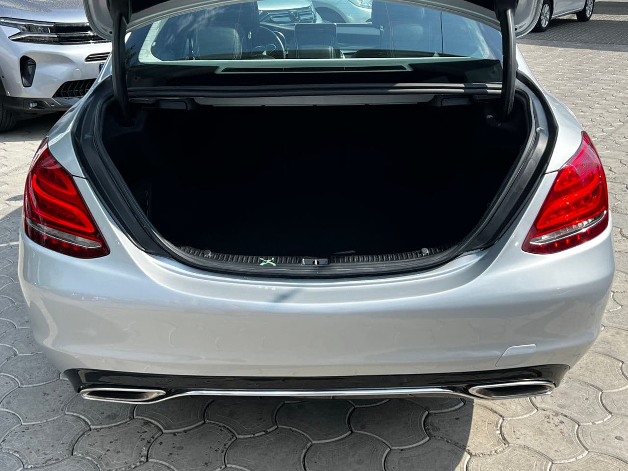 Mercedes C 300 2018 — Миниатюра 18