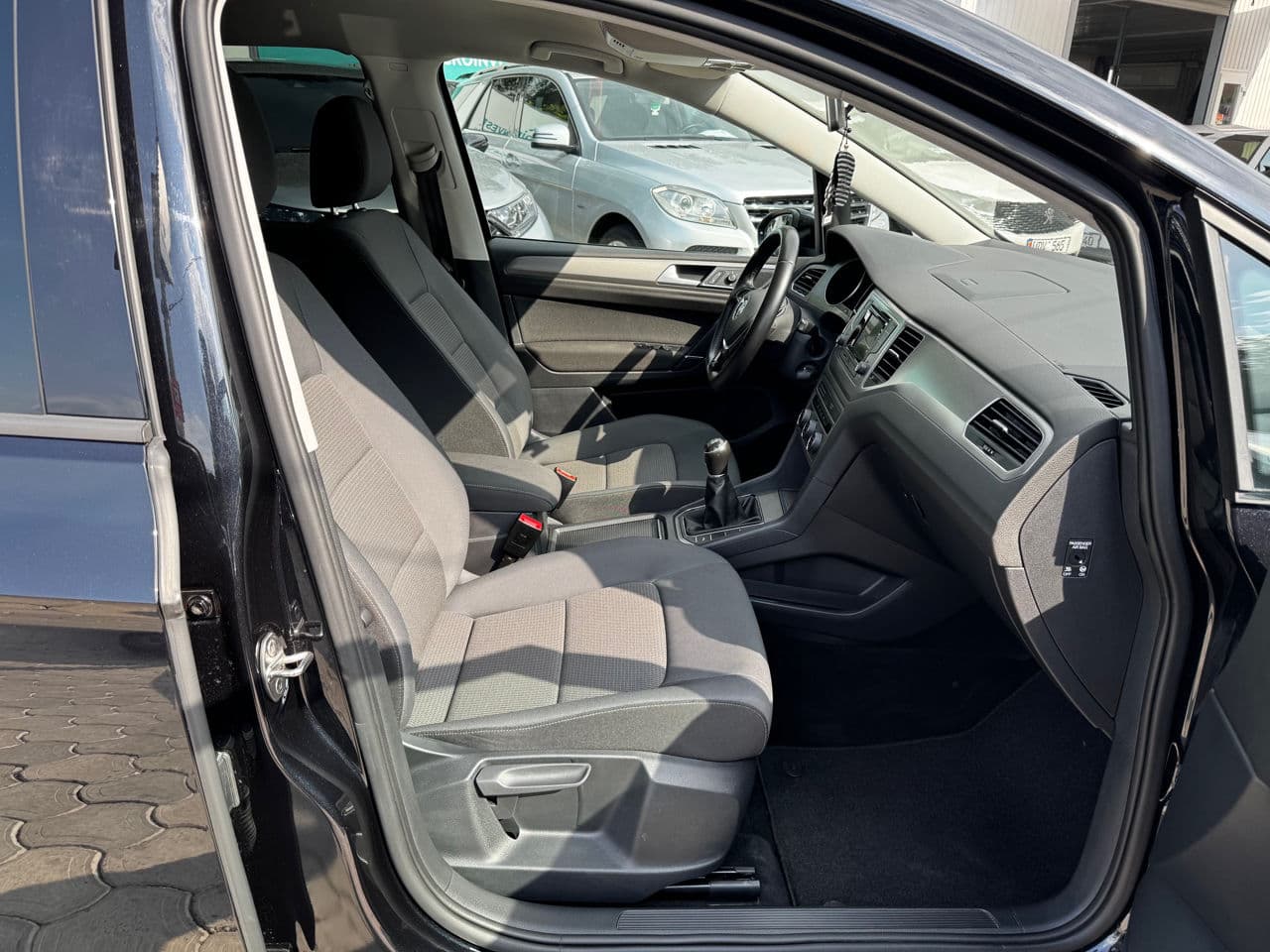 Volkswagen Golf Sport Van 2016 — Миниатюра 13