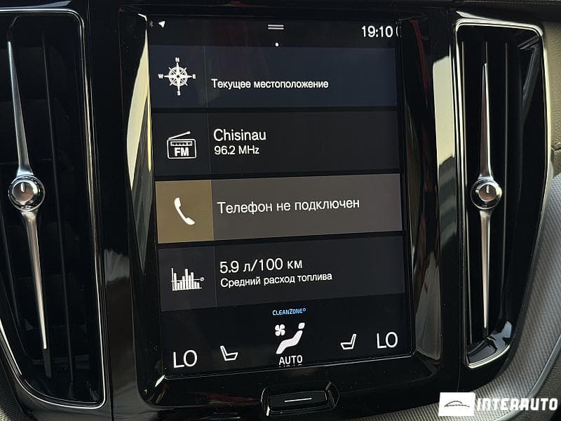 Volvo XC 60 2019 — Миниатюра 11