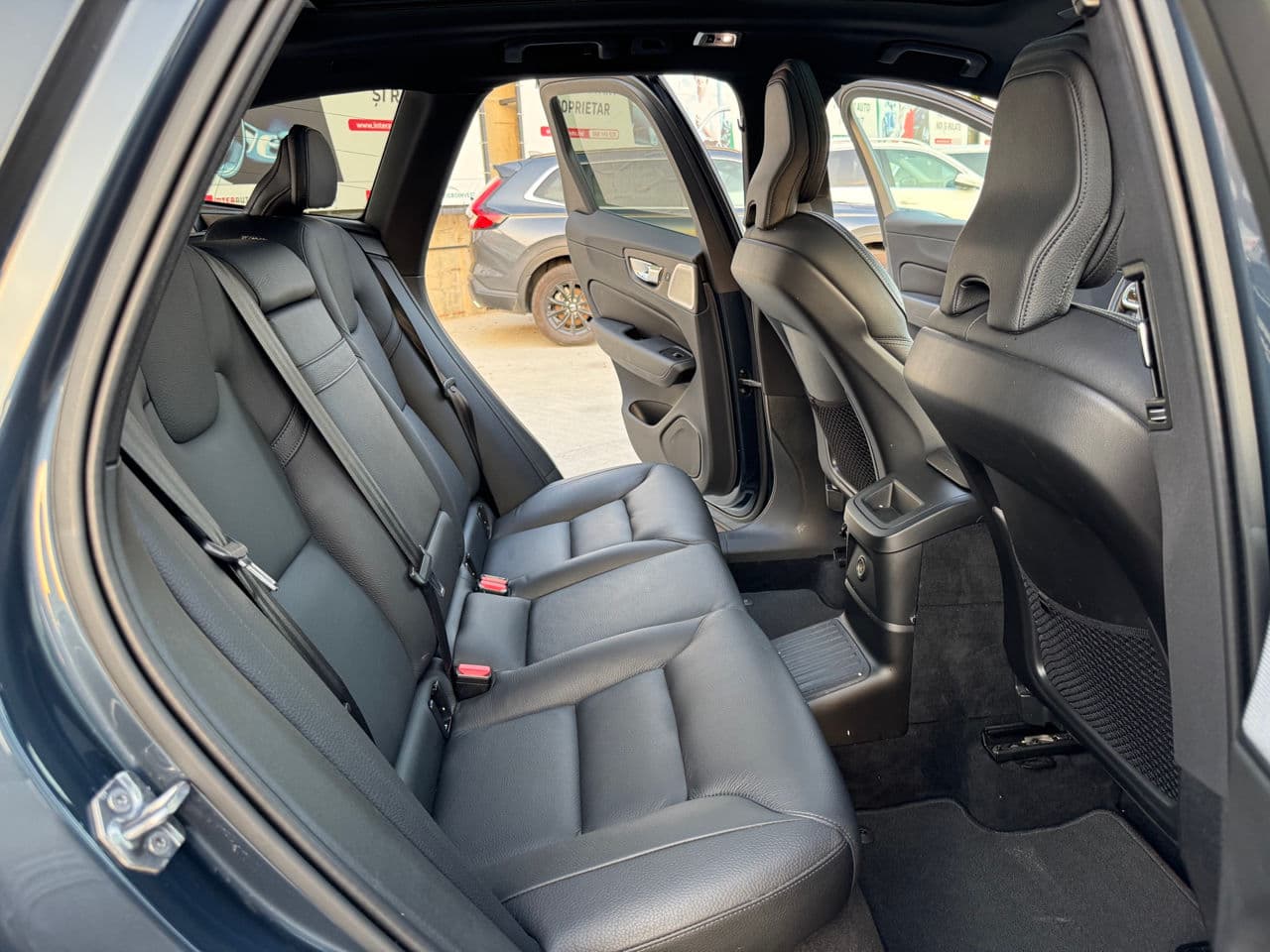 Volvo XC 60 2019 — Миниатюра 17