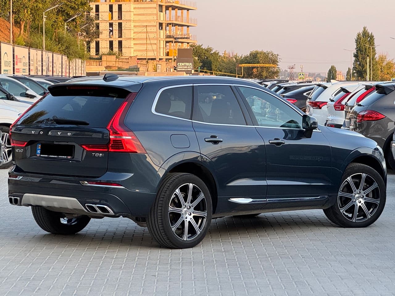 Volvo XC 60 2019 — Миниатюра 3