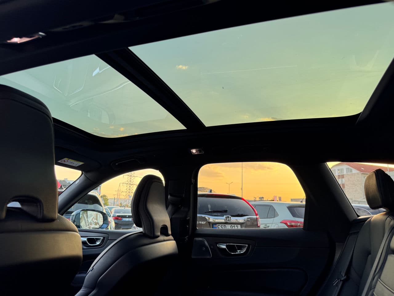 Volvo XC 60 2019 — Миниатюра 16