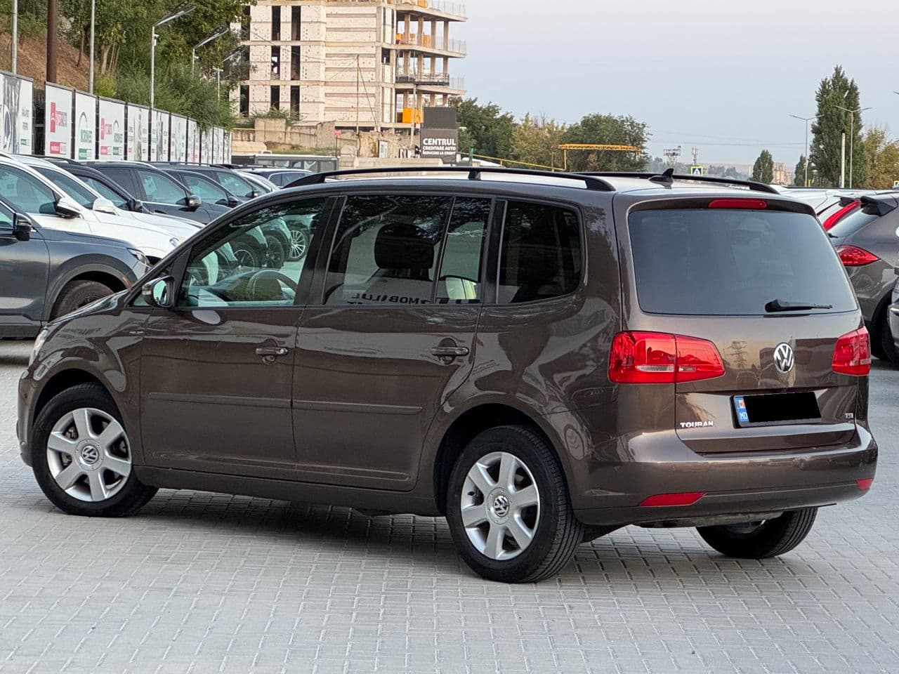 Volkswagen Touran 2012 — Миниатюра 4