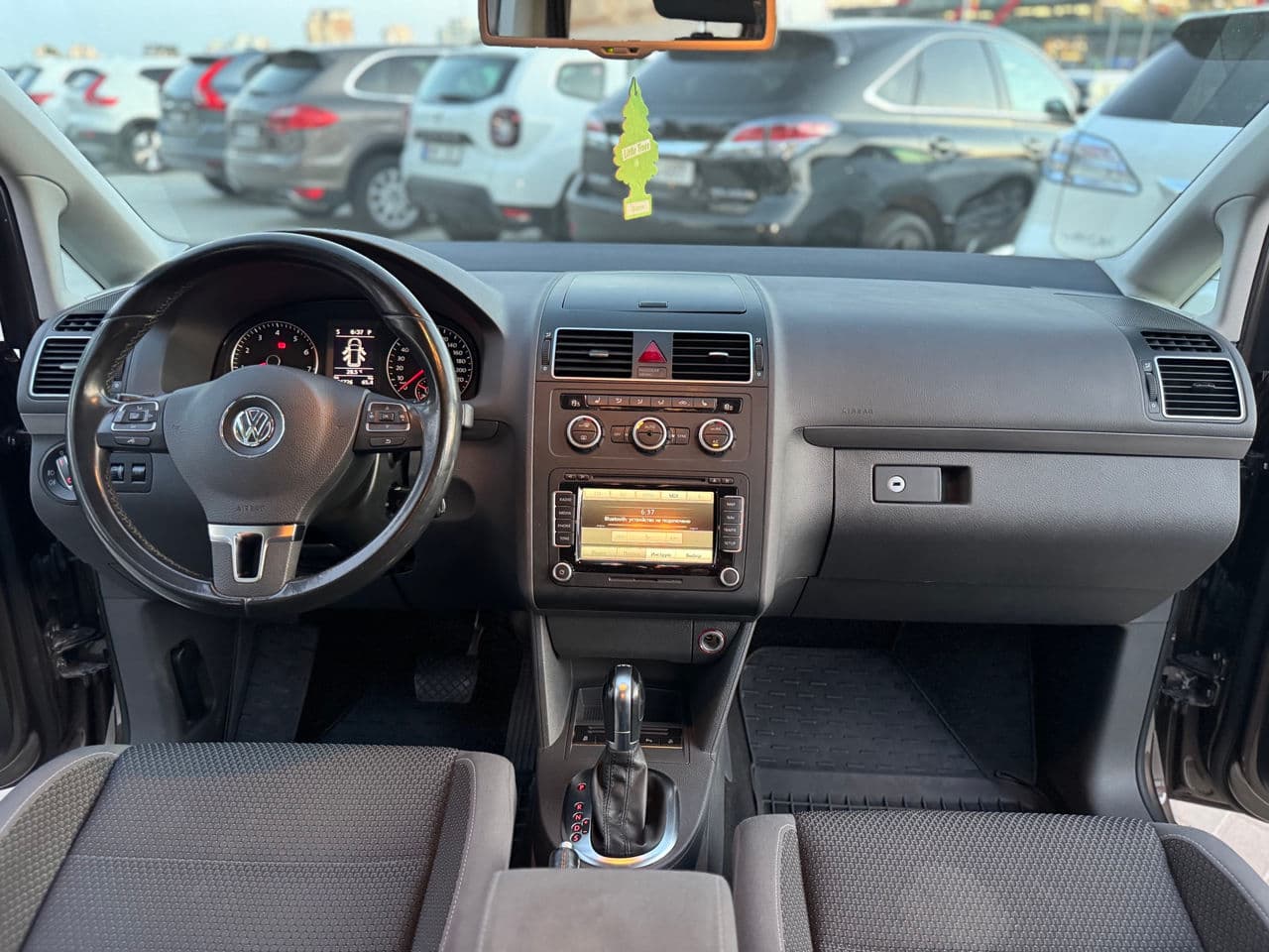 Volkswagen Touran 2012 — Миниатюра 6