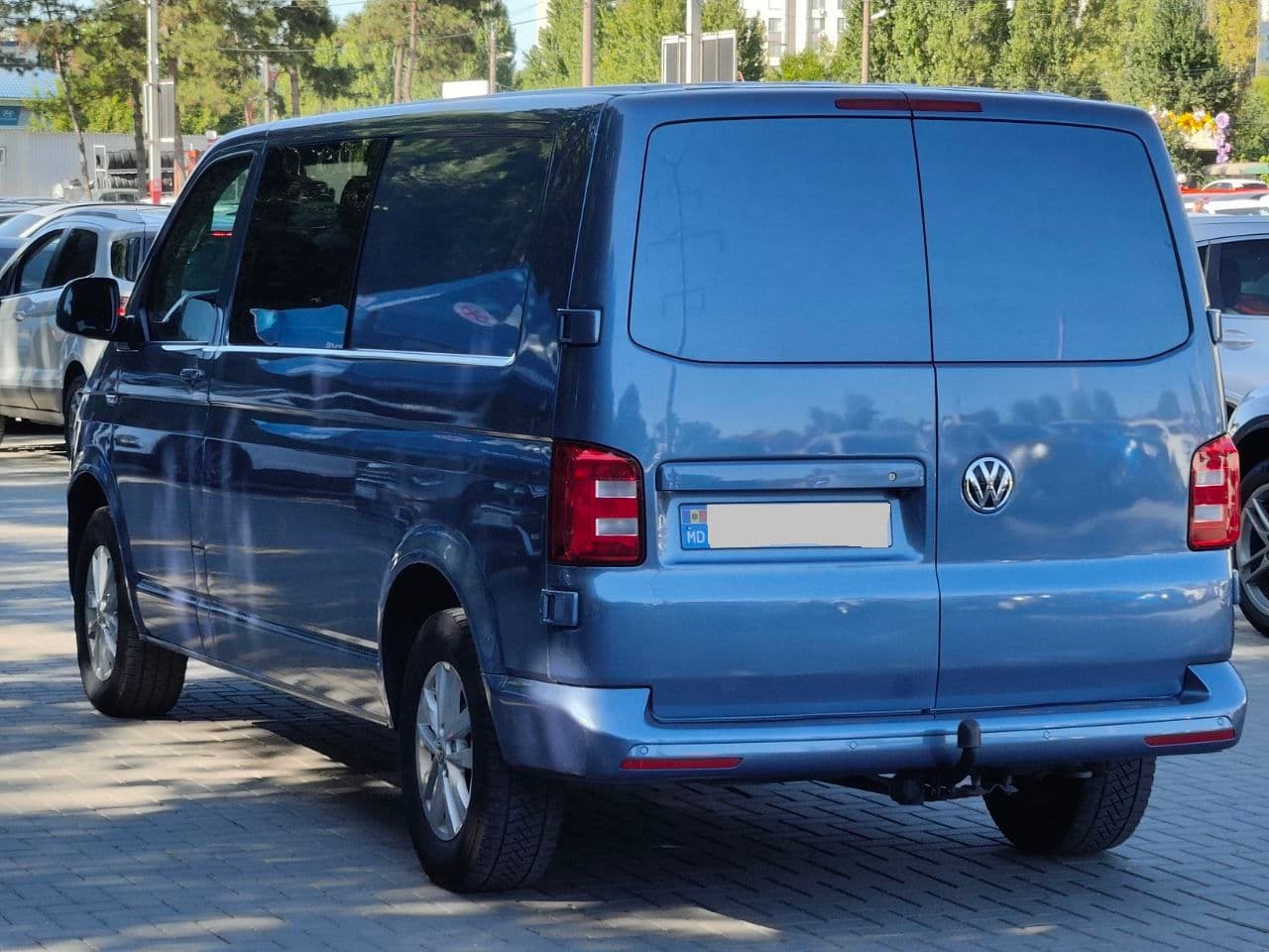 Volkswagen Transporter 2016 — Миниатюра 3