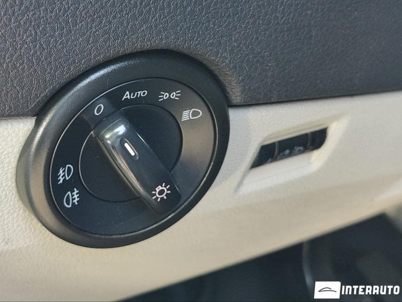 Volkswagen Transporter 2016 — Миниатюра 14