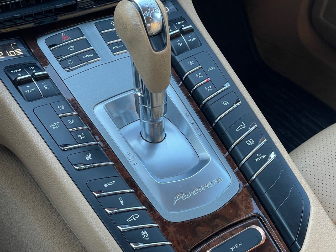 Porsche Panamera S 2012 — Миниатюра 12