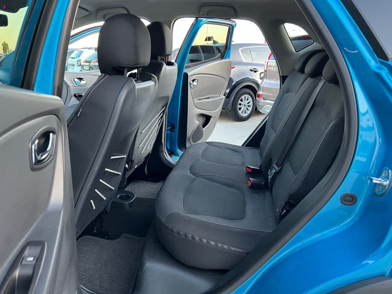 Renault Captur 2015 — Миниатюра 11