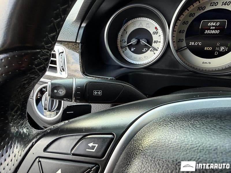 Mercedes E 250 2015 — Миниатюра 12
