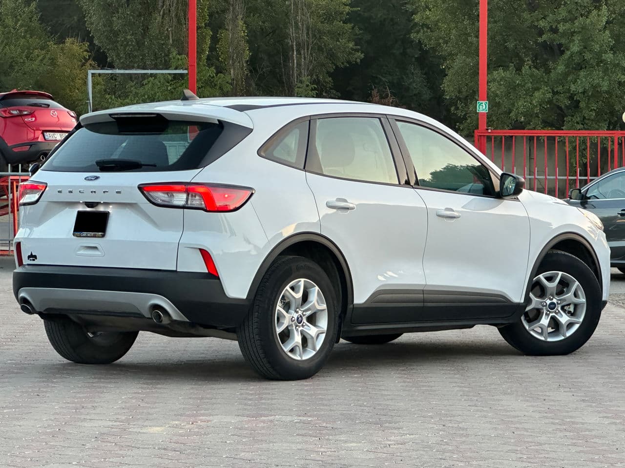 Ford Escape 2021 — Миниатюра 3