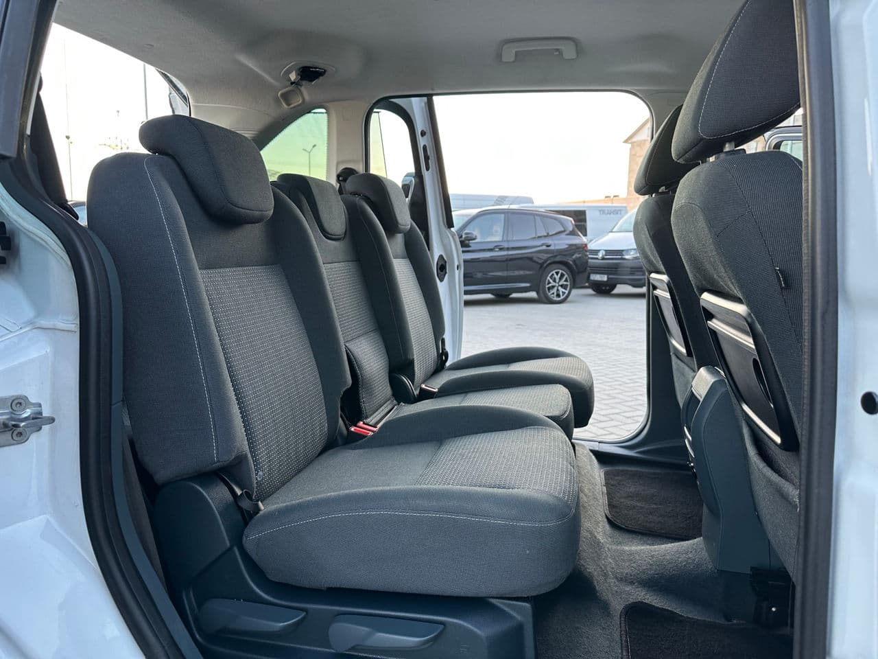 Ford Grand C-MAX 2014 — Миниатюра 14