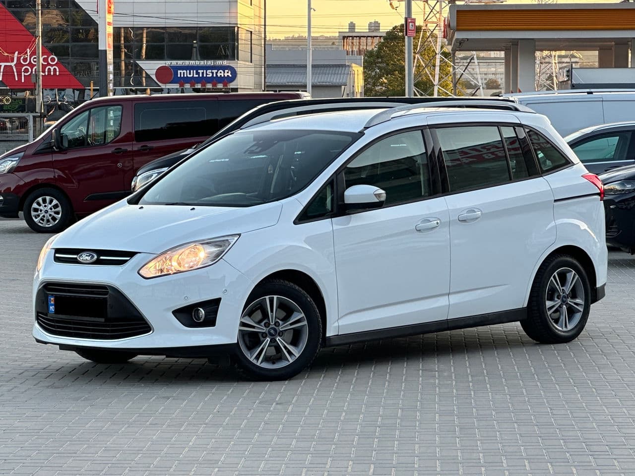 Ford Grand C-MAX 2014 — Миниатюра 2