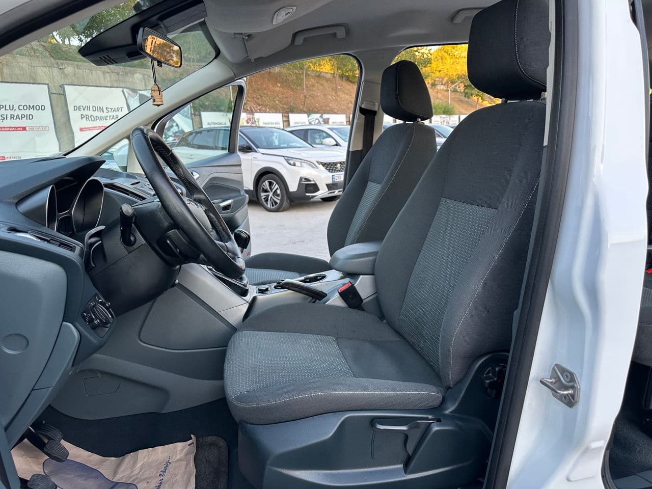 Ford Grand C-MAX 2014 — Миниатюра 5
