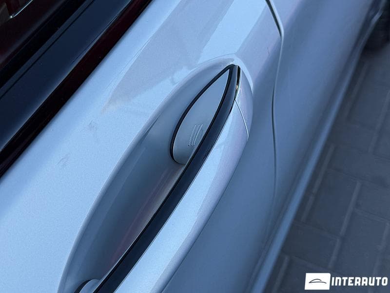 BMW 740e 2017 — Миниатюра 6