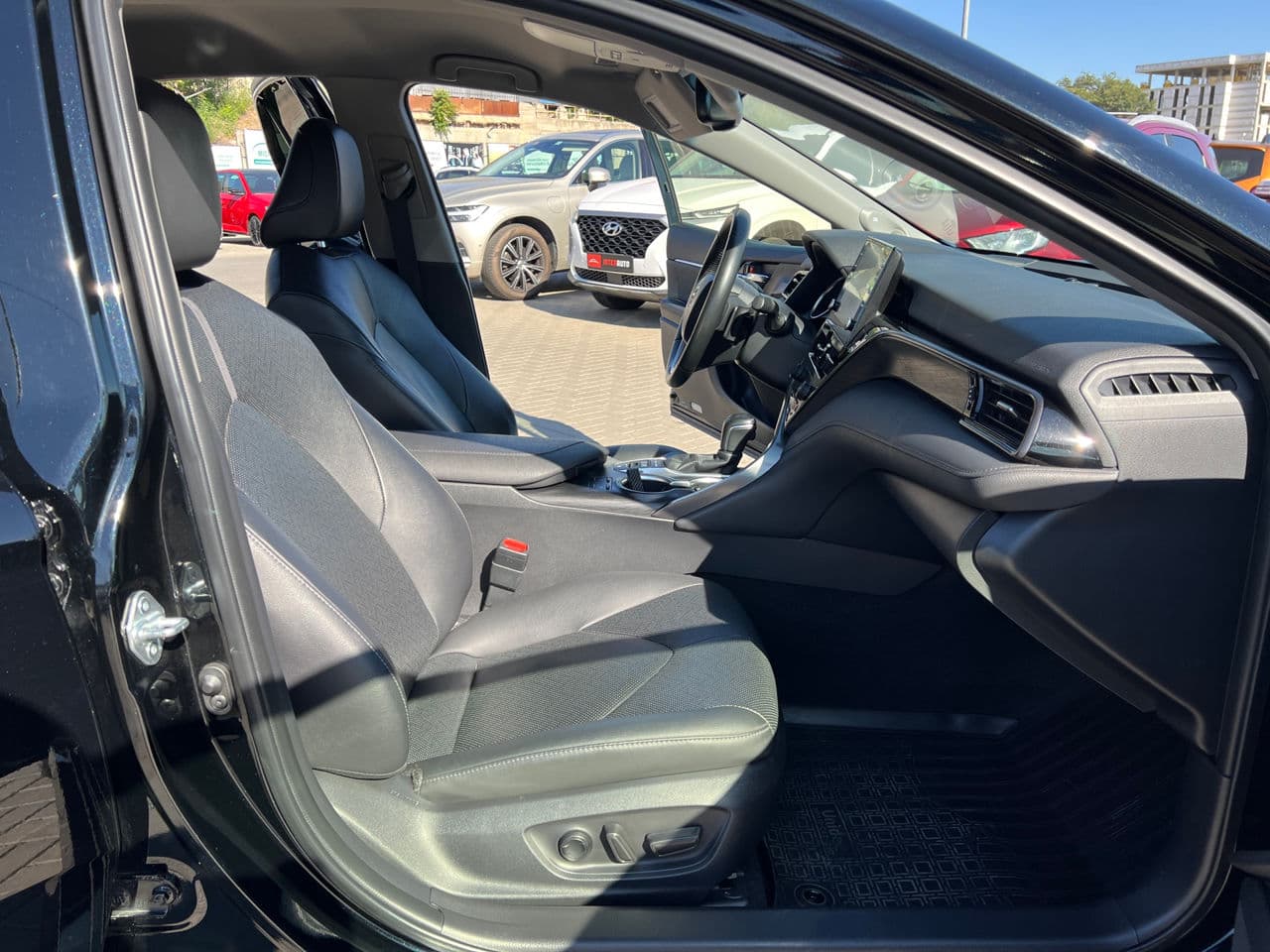 Toyota Camry 2021 — Миниатюра 16