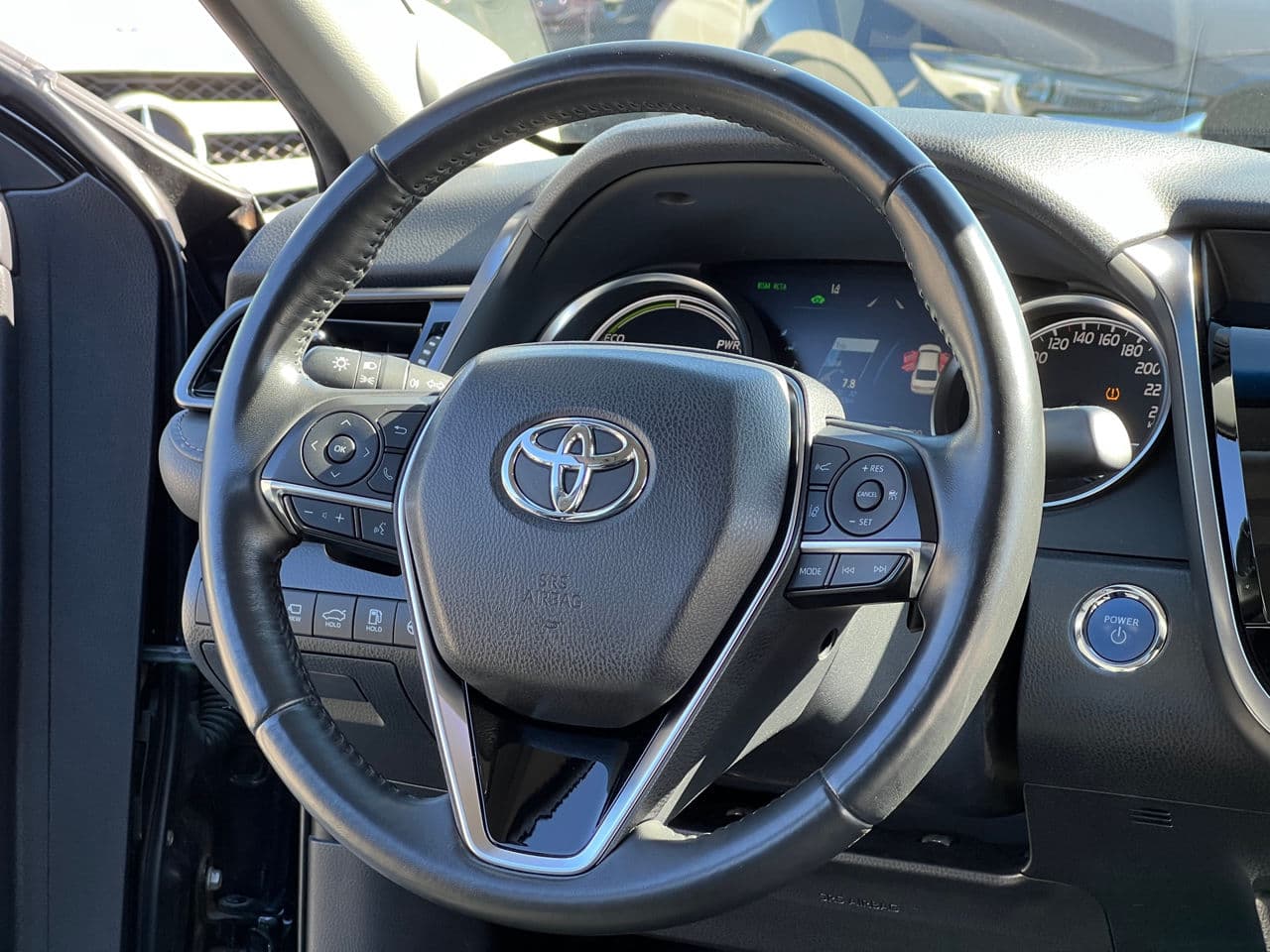 Toyota Camry 2021 — Миниатюра 7