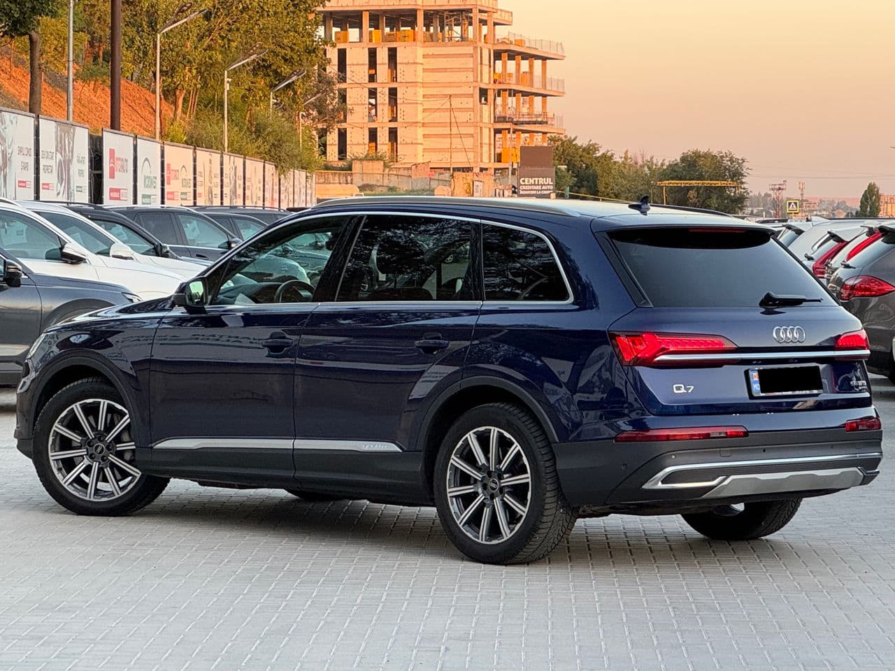 Audi Q7 2021 — Миниатюра 4