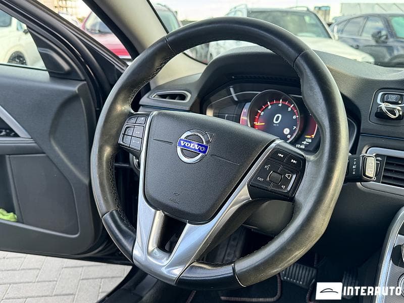 Volvo V 70 2015 — Миниатюра 7