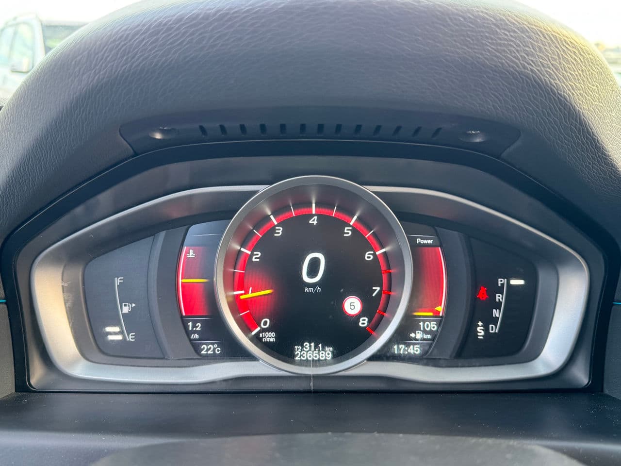 Volvo V 70 2015 — Миниатюра 8