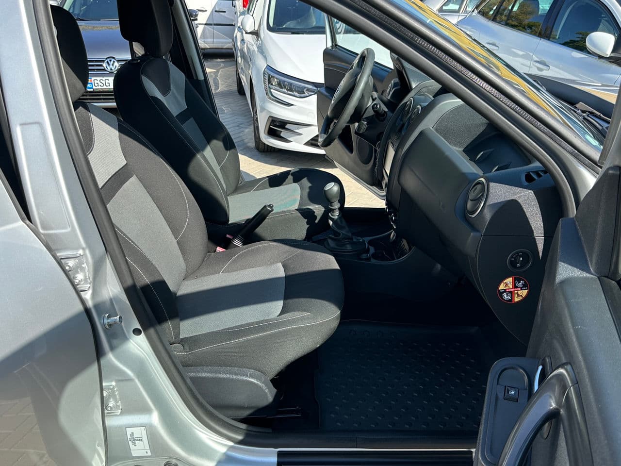 Dacia Duster 2015 — Миниатюра 14