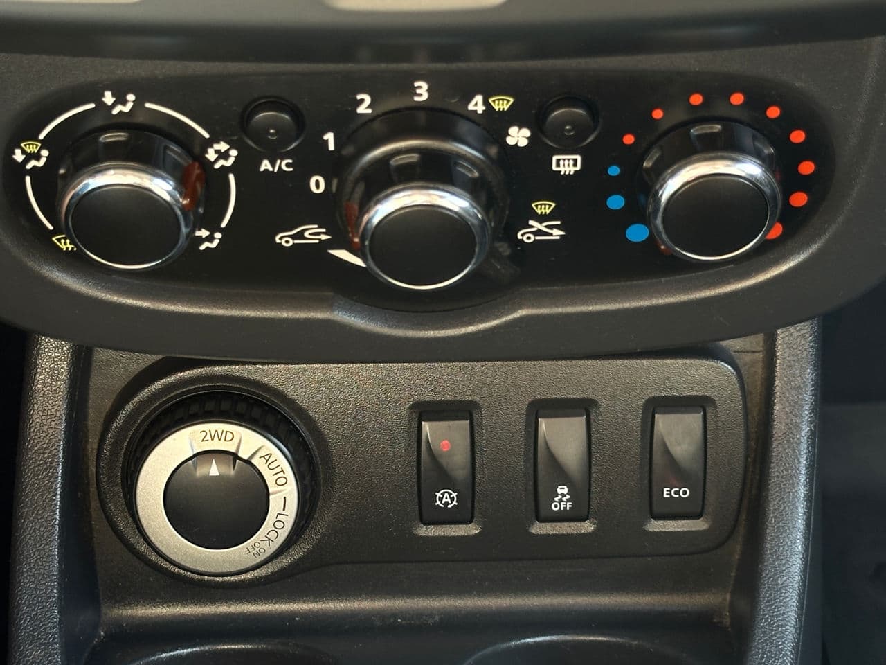 Dacia Duster 2015 — Миниатюра 10