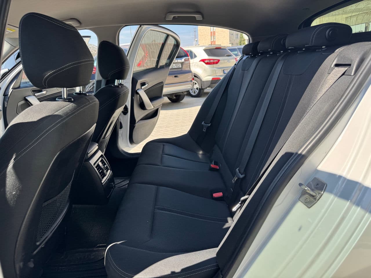 BMW 116 2016 — Миниатюра 18