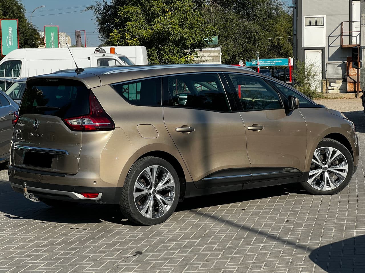 Renault Grand Scenic 2018 — Миниатюра 4