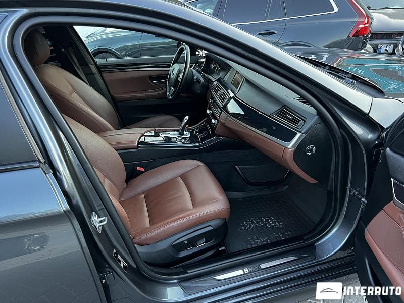 BMW 520 2016 — Миниатюра 8