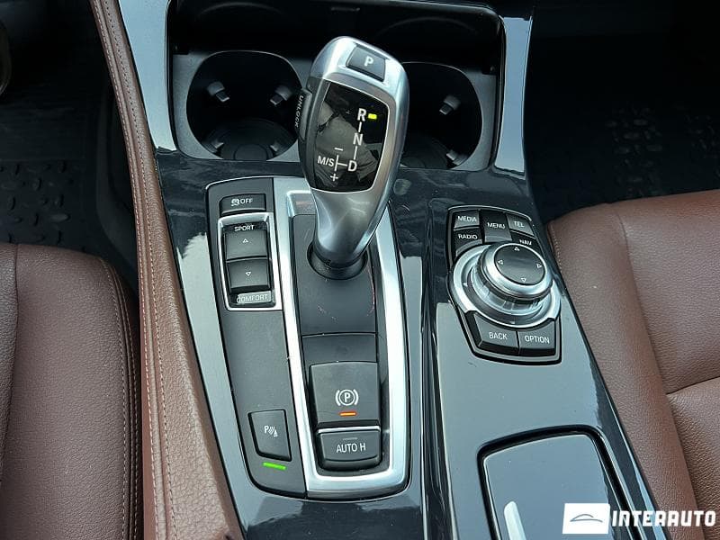 BMW 520 2016 — Миниатюра 15
