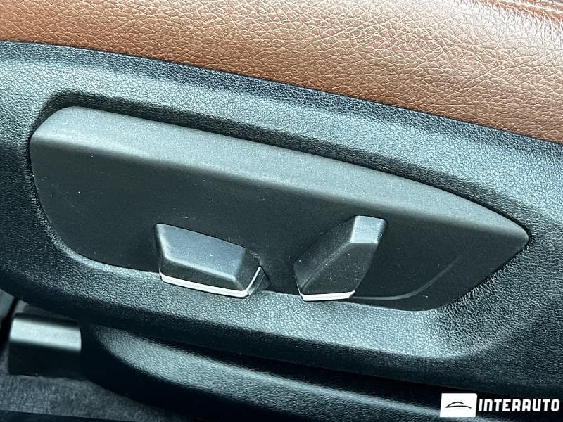 BMW 520 2016 — Миниатюра 17