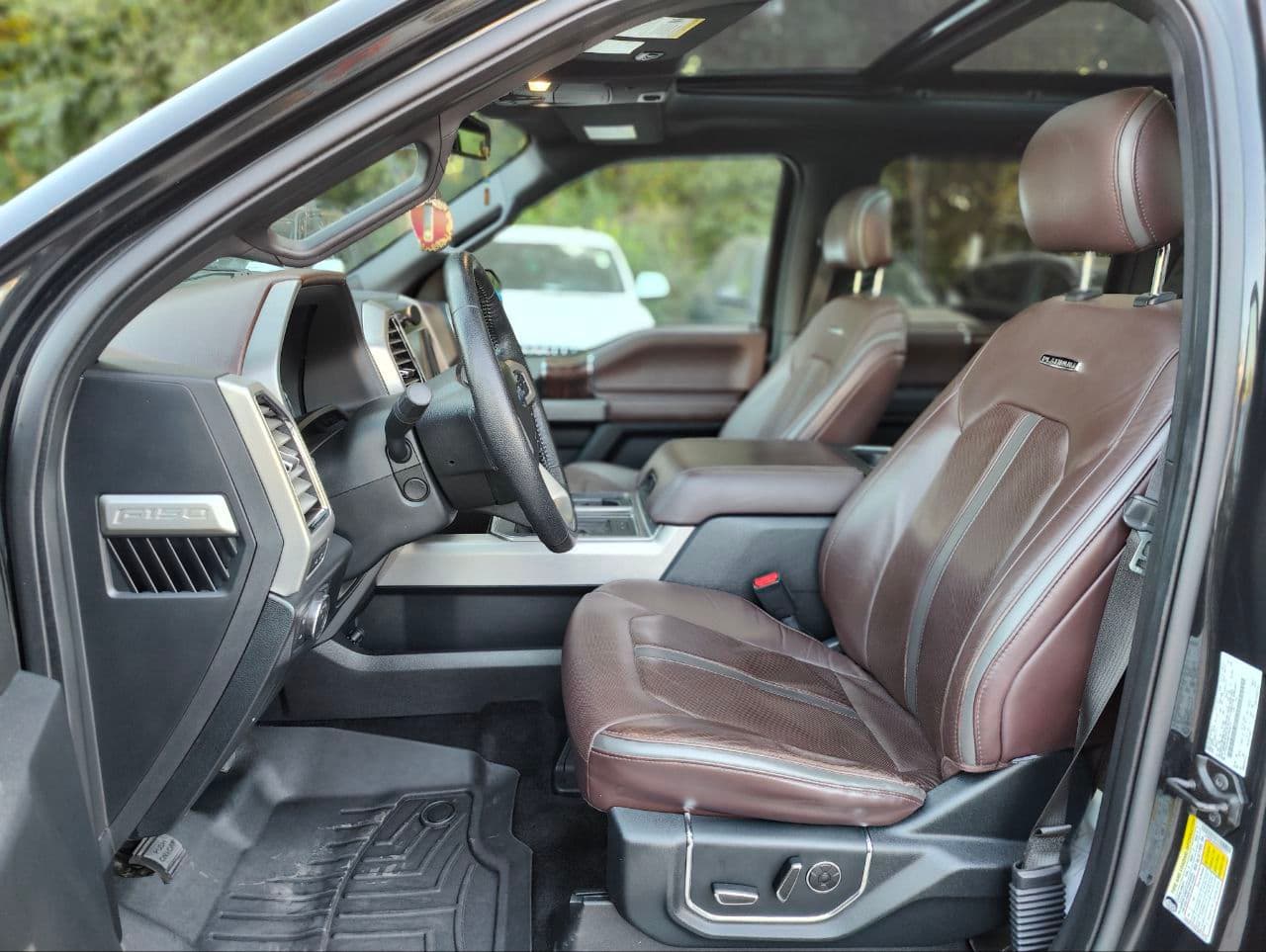 Ford F150 2015 — Миниатюра 6