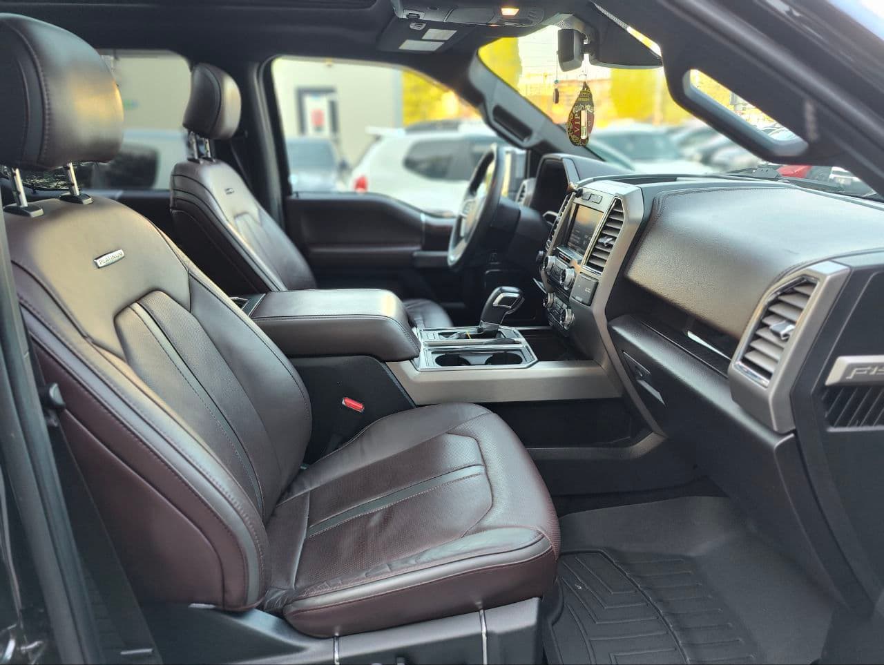 Ford F150 2015 — Миниатюра 8