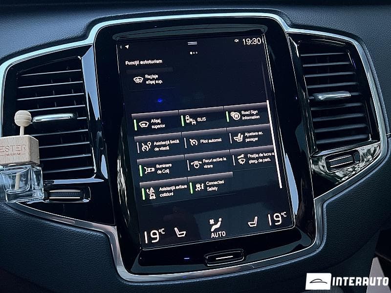 Volvo XC 90 2018 — Миниатюра 15