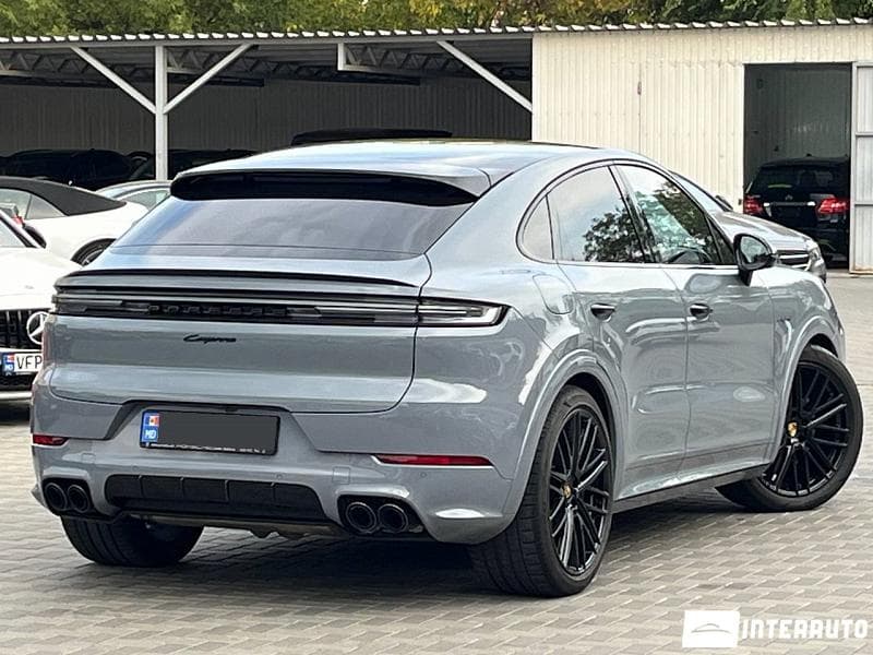 Porsche Cayenne E-Hybrid Coupe 2023 — Миниатюра 4