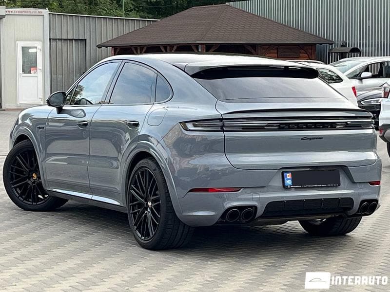 Porsche Cayenne E-Hybrid Coupe 2023 — Миниатюра 2