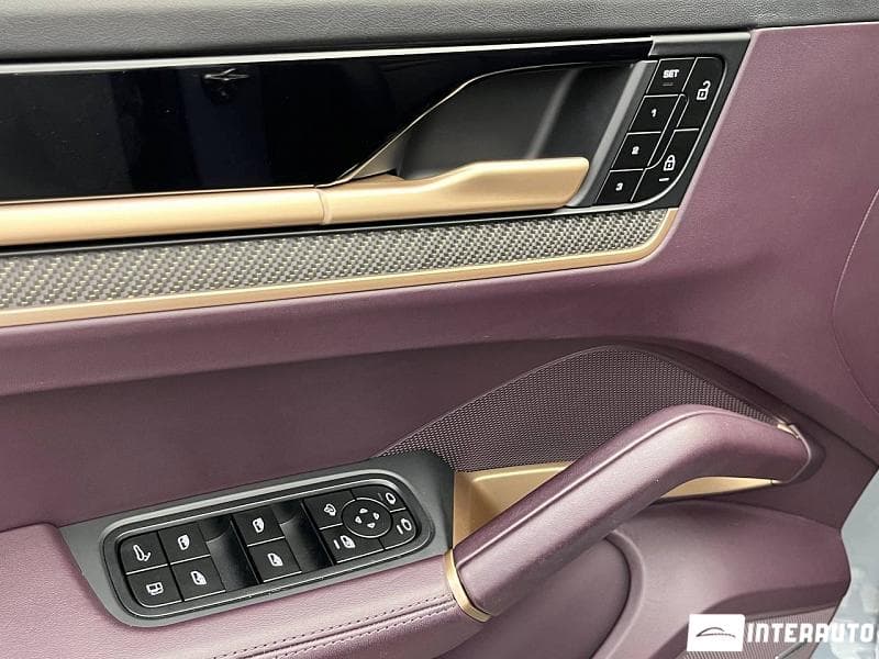 Porsche Cayenne E-Hybrid Coupe 2023 — Миниатюра 5
