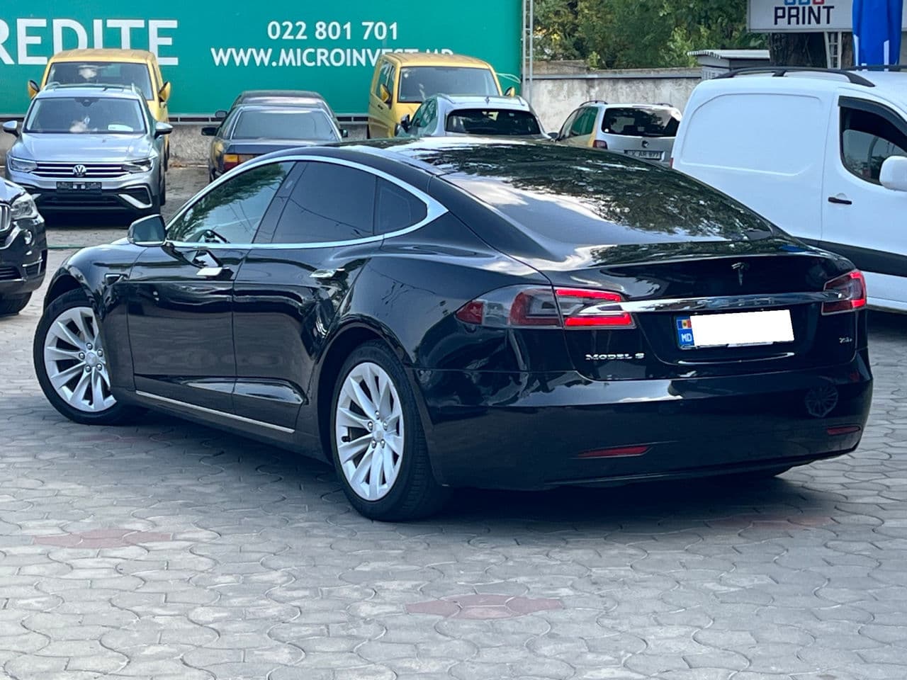 Tesla Model S 2017 — Миниатюра 4