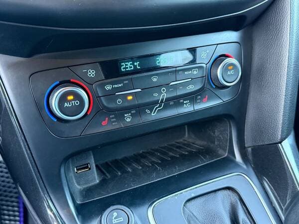 Ford Focus 2015 — Миниатюра 13