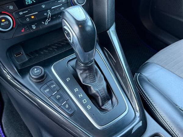 Ford Focus 2015 — Миниатюра 12