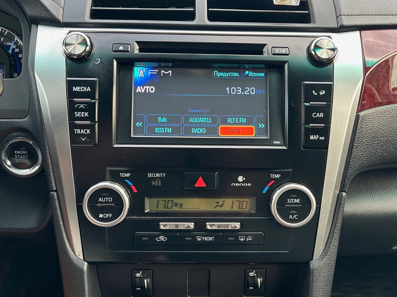 Toyota Camry 2011 — Миниатюра 13