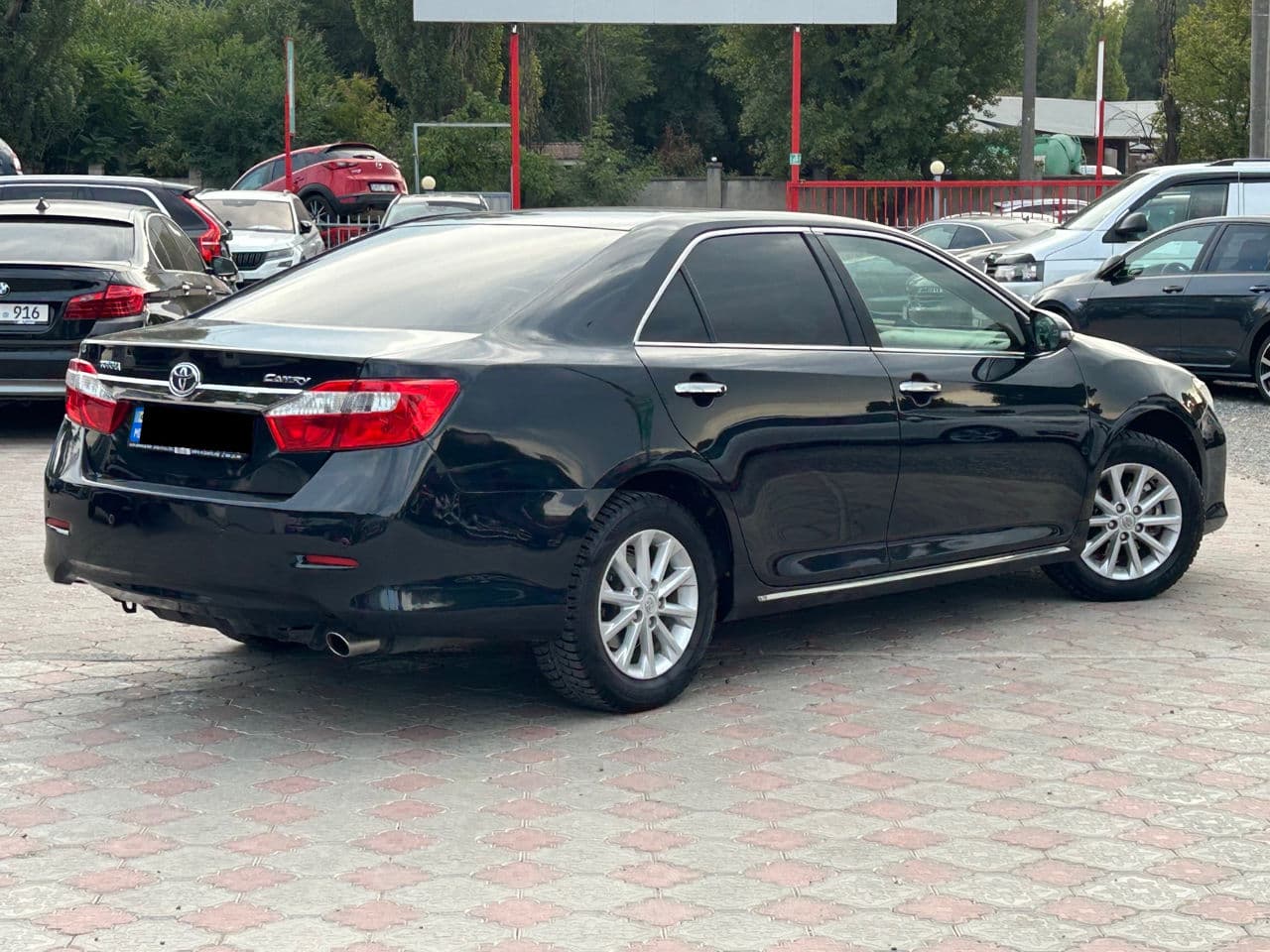 Toyota Camry 2011 — Миниатюра 2