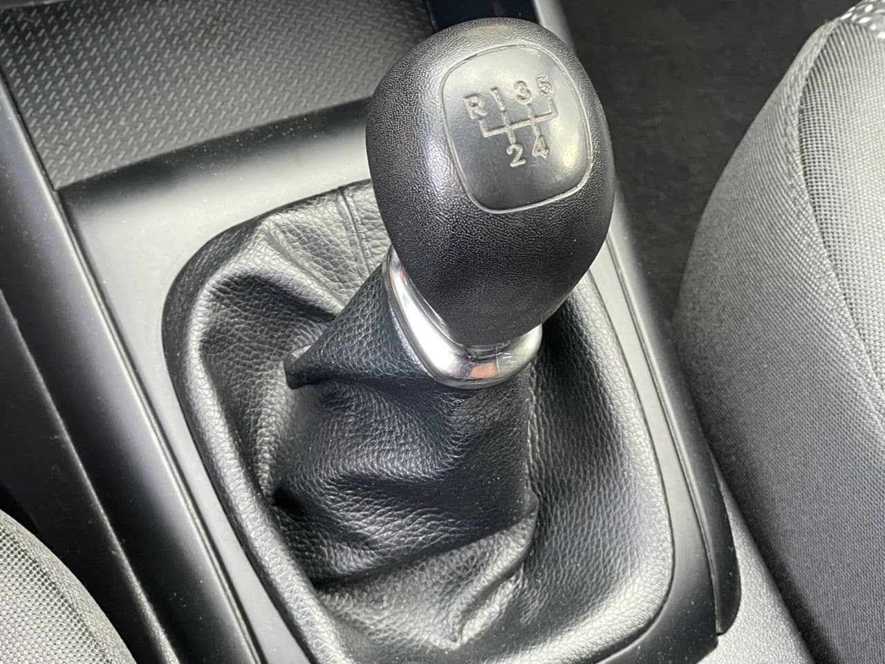 Hyundai i30 2010 — Миниатюра 10