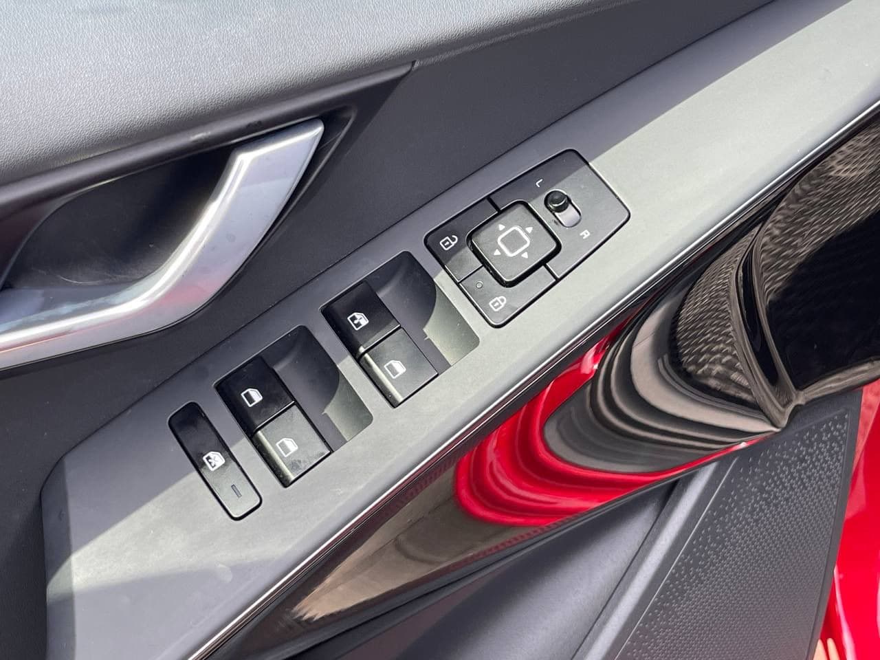 Kia Niro 2024 — Миниатюра 8