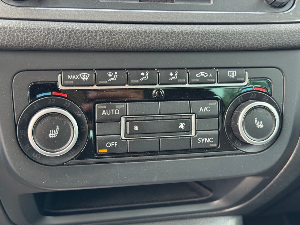 Volkswagen Tiguan 2013 — Миниатюра 14