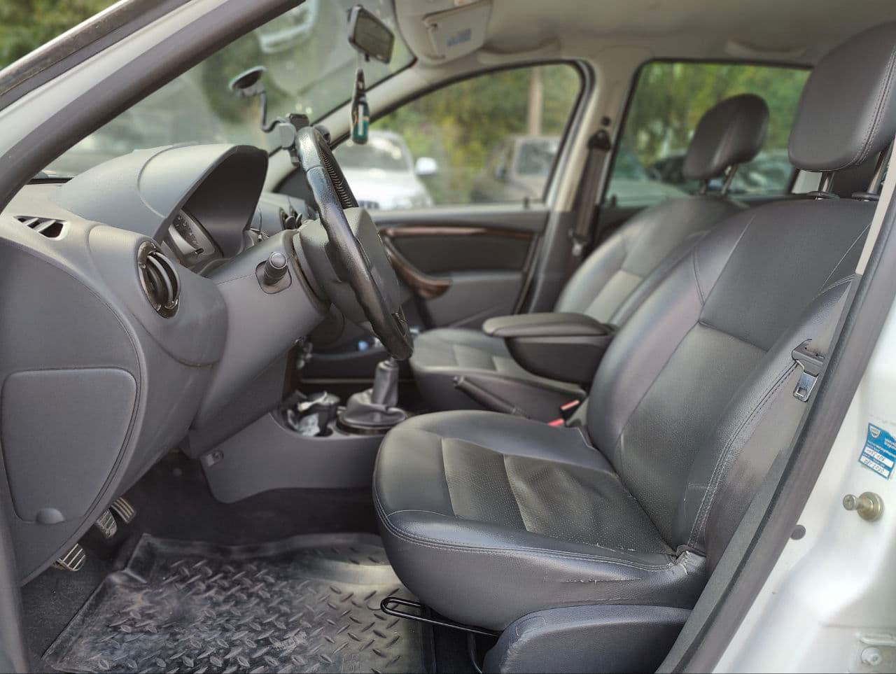 Dacia Duster 2012 — Миниатюра 5